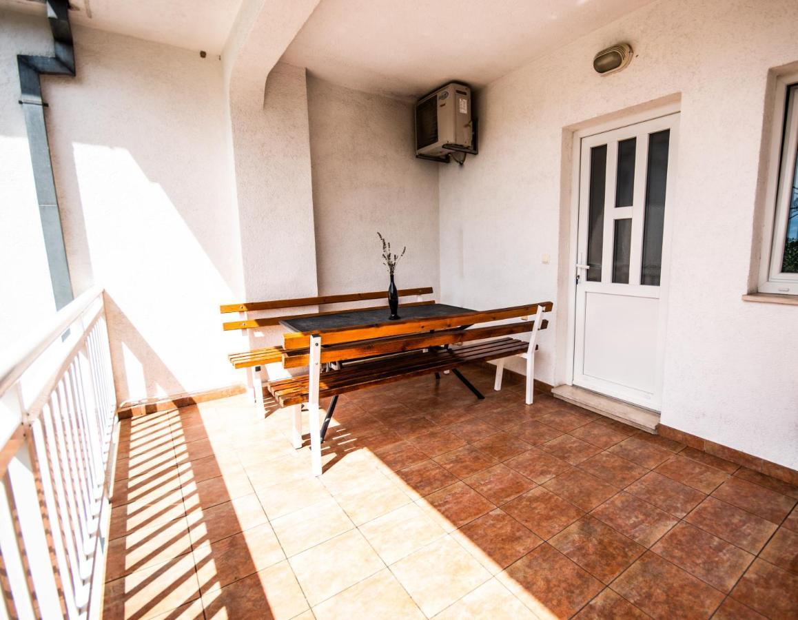 Apartment Franic Podstrana Kültér fotó