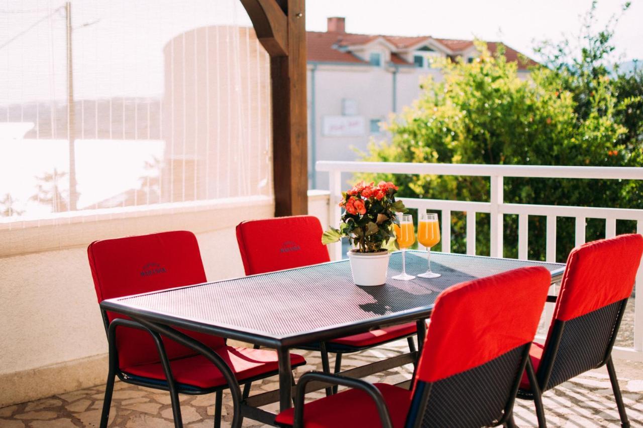 Apartment Franic Podstrana Kültér fotó