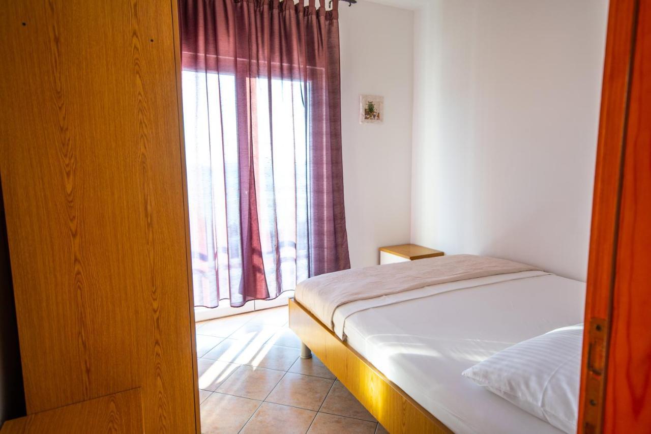 Apartment Franic Podstrana Kültér fotó
